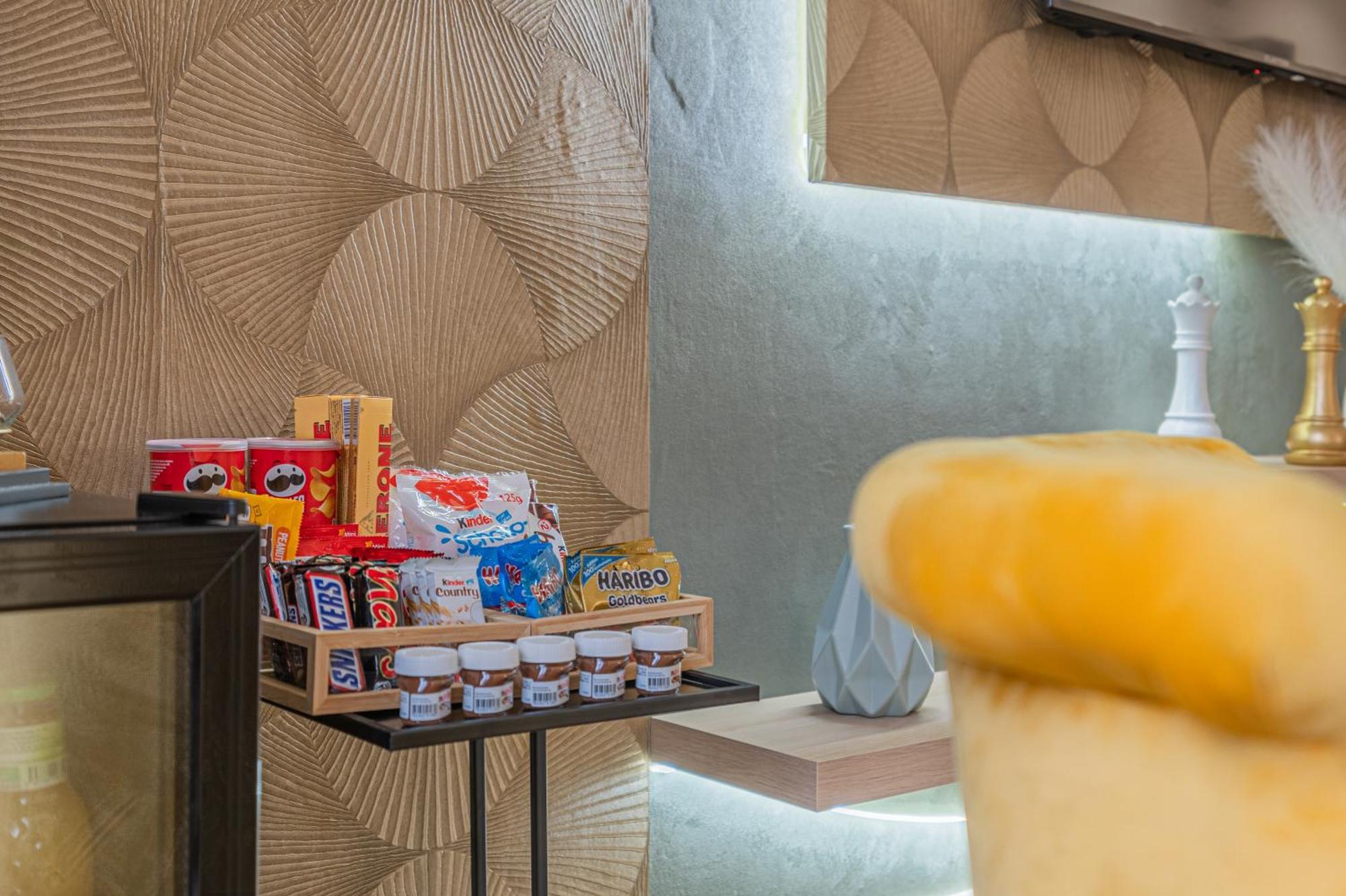 شقة Luxury Cinephile - Netflix - 2 Balcons - Garage Prive - Minibar غرونوبل المظهر الخارجي الصورة